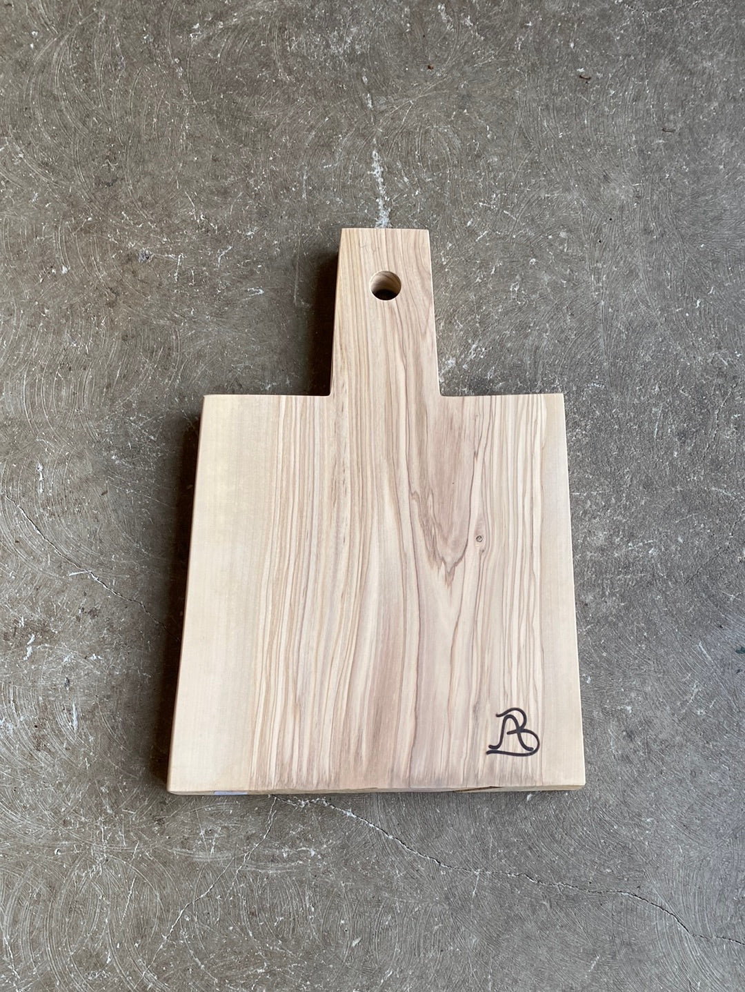 Skærebræt 33 x 22,5 cm i oliventræ fra Andrea Brugi