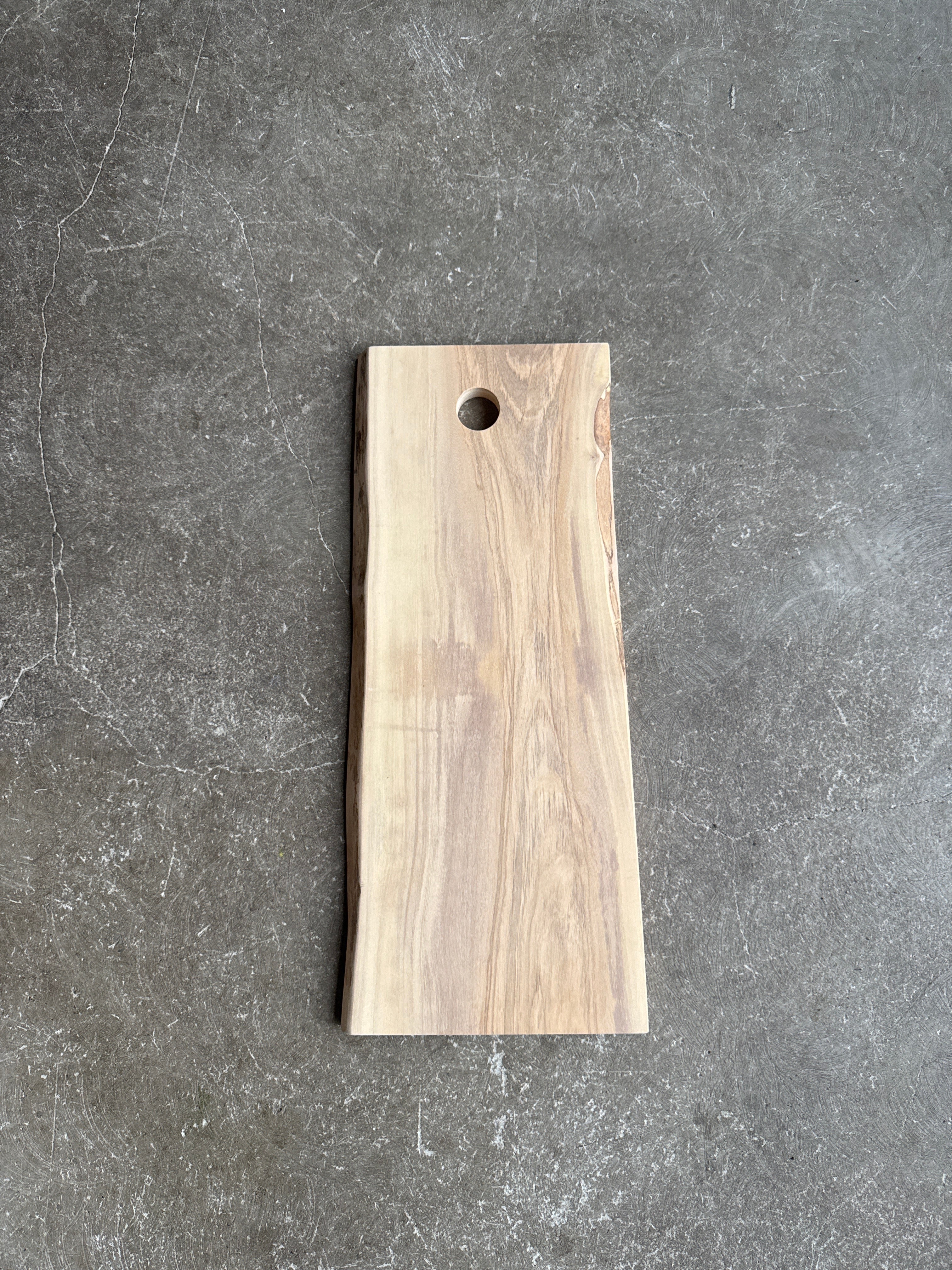Skærebræt 46 x 20 cm i oliventræ fra Andrea Brugi