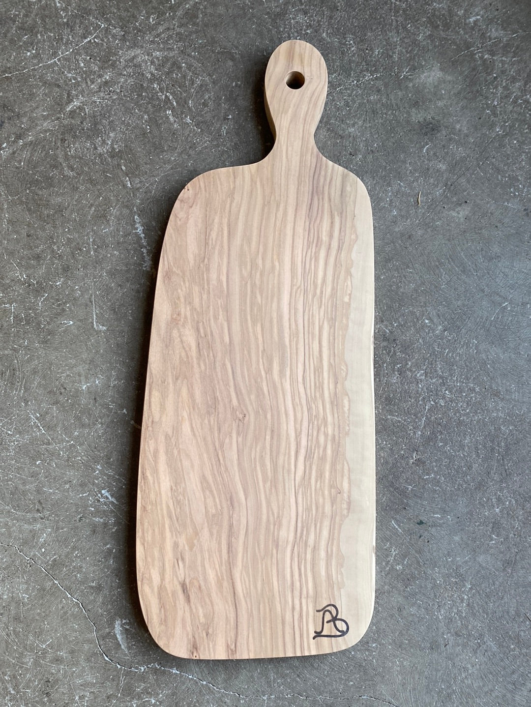 Skærebræt 55 x 20 cm i oliventræ fra Andrea Brugi